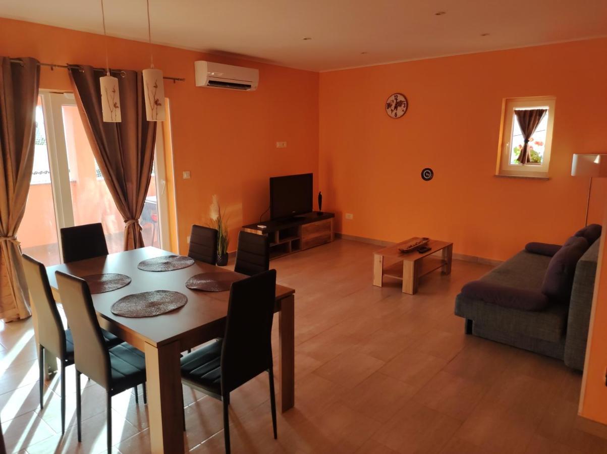 Apartman Tramonto Motovun Extérieur photo